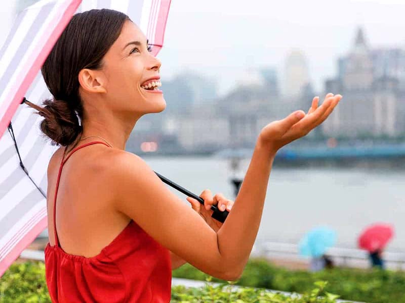 Woman avoiding monsoon skincare mistakes with Shaheencosmetics products