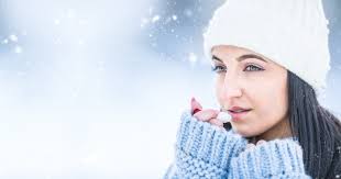 Winter skincare emergency repair routine with ceramides and hyaluronic acid for broken skin barrier